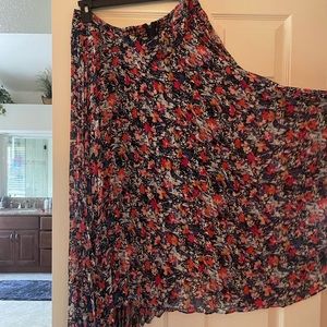 BCBGMaxazria midi skirt